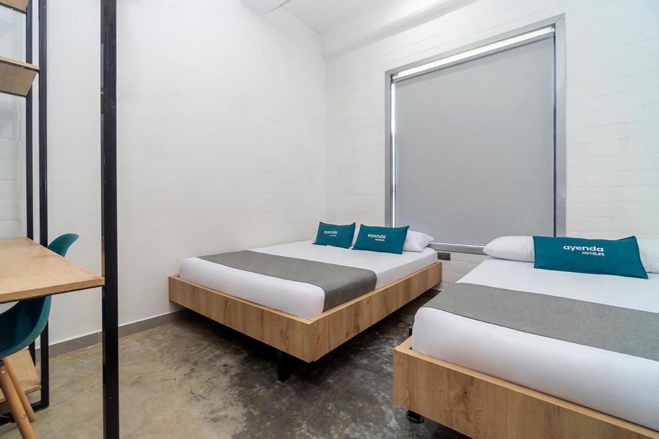 Ayenda Living Box Hotel Cali Exterior photo